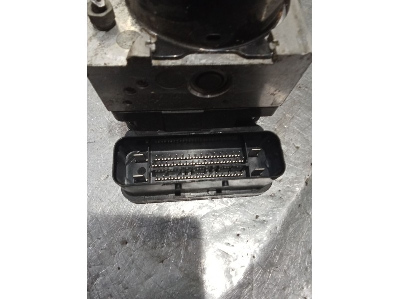 Recambio de abs para ford focus turn. (cb8) titanium referencia OEM IAM 8V612C405AK 10021209194 1096101533