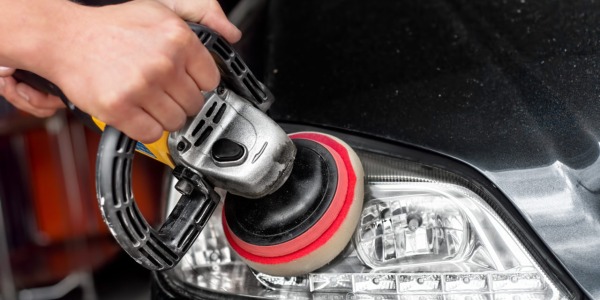 Guía completa para restaurar los faros del coche: ¡Devuélveles su brillo original!